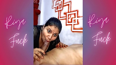 Indian slut gets to show off her huge ass and big boobs