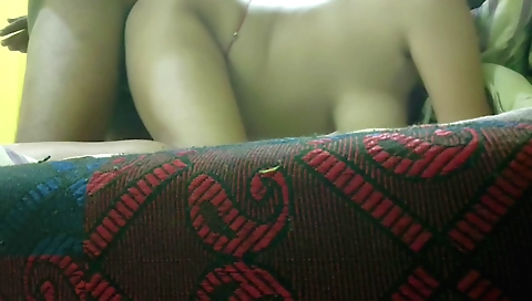 Indian girlfriend with a pair of sexy pussy has sex