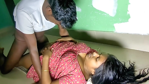 Indian slut enjoys her ass being rammed by her lover