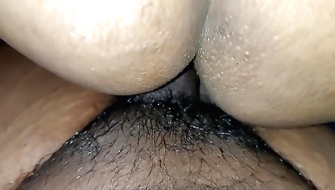 Indian girl with a sexy body gets fucked from behind