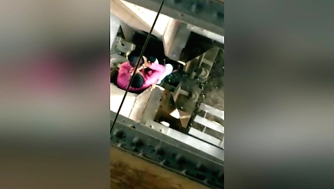Indian girl enjoys sex with a lover in amateur porn video