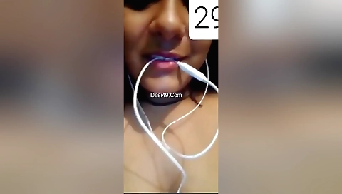 Indian girl with natural boobs shows her hairy pussy