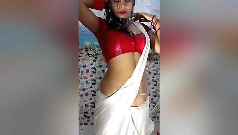 Indian amateur girl in a sexy lingerie fucked in shower