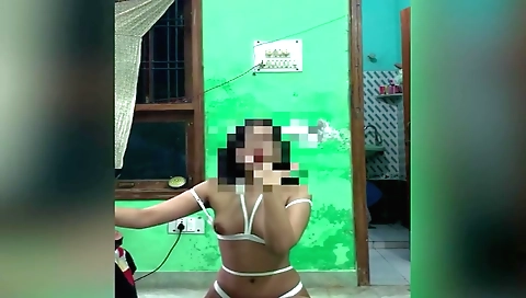 Indian girl with small tits shows virginity at office