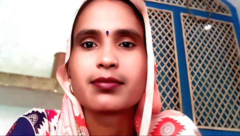 Indian girl with a sexy body is naked in the village