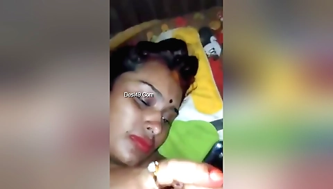 Brunette indian girl gets fucked in a webcam porn video