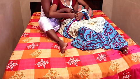 Indian housewife and her husband make exciting threesome
