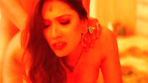 Bhabhi in sexy indian style with a thick ass and big dick
