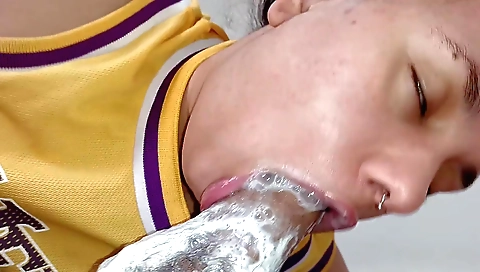 Indian girl is getting fucked and her face is also filled