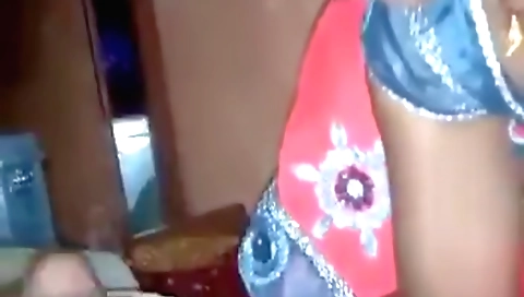 Indian house owner gives handjob to his girlfriend