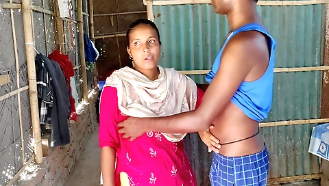 Indian teen in natural village does not need help to get it on