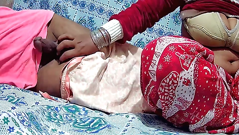 Indian guy enjoys a long time of sex with his lovely wife