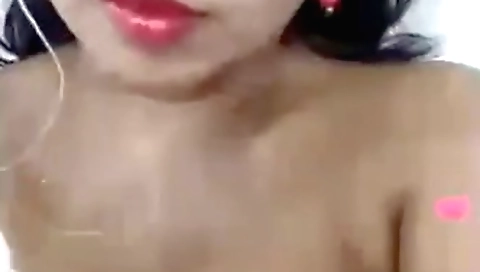 Sexy big tits bhabhi tango makes out on the web cam