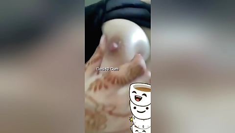 Indian babe is showing her hot and sexy boobs on webcam