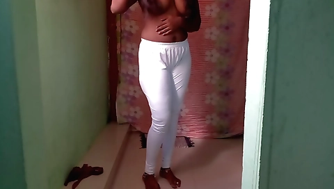 Indian brunette chick making solo amateur webcam video