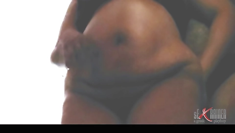 Indian brunette gets a big ass and a big pussy fucked