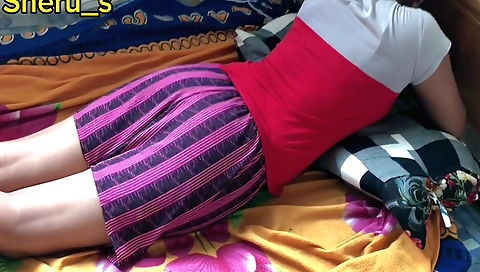 Big booty amateur solo video with a big ass young babe 3d video