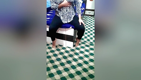Asian beauty in a solo amateur video with hot masturbation