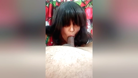 Indian babe sucks a big dong and gives him a blowjob