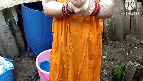 Indian hottie in a sexy outfit is masturbating outside