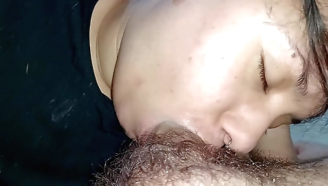 Indian pornstar gets fucked in the world in the deepthroat
