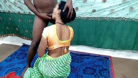 Amateur indian village bhabhi ko doggy style me choda