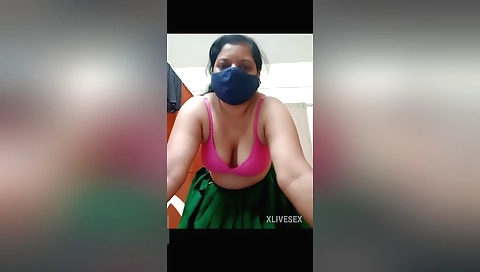 Hot amateur brunette showing her huge ass and tits