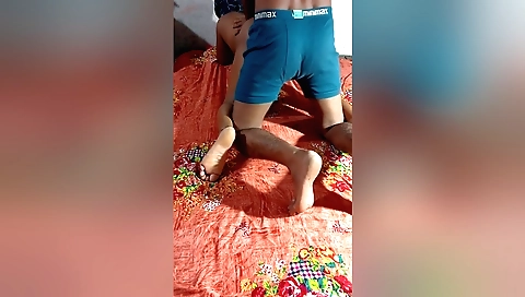 Indian brunette fucked in her 1st webcam porn video