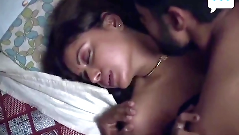 Indian bhabi with huge tits enjoys deep peeing in the kitchen