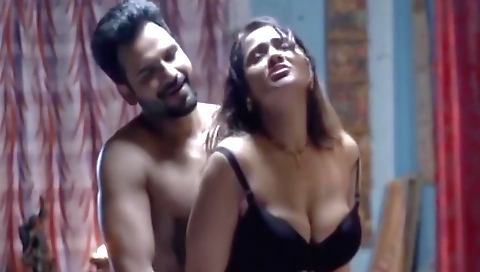 Indian teen girl gets a hot creampie from her boyfriend