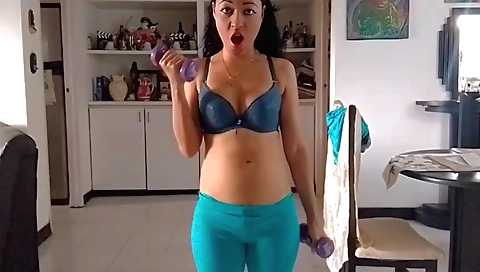 Fitness teacher strips naked in front of her audience