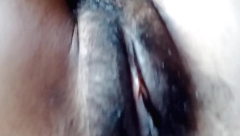 Hindi girl has a sexy hairy pussy in her solo video