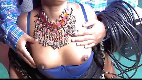 Indian brunette 18+ with curly hair and a nice booty gets creampie